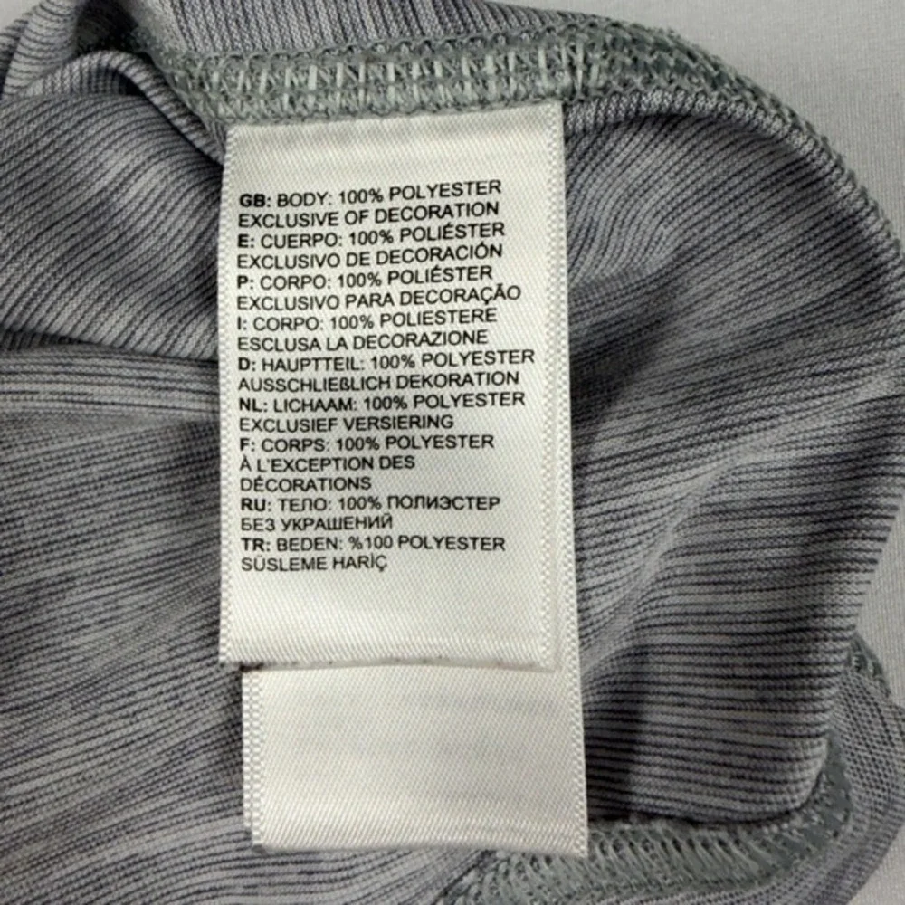 The North Face‎ Womens FlashDry V Neck Short Sleeve Athletic T Shirt Gray S P - Picture 6 of 8